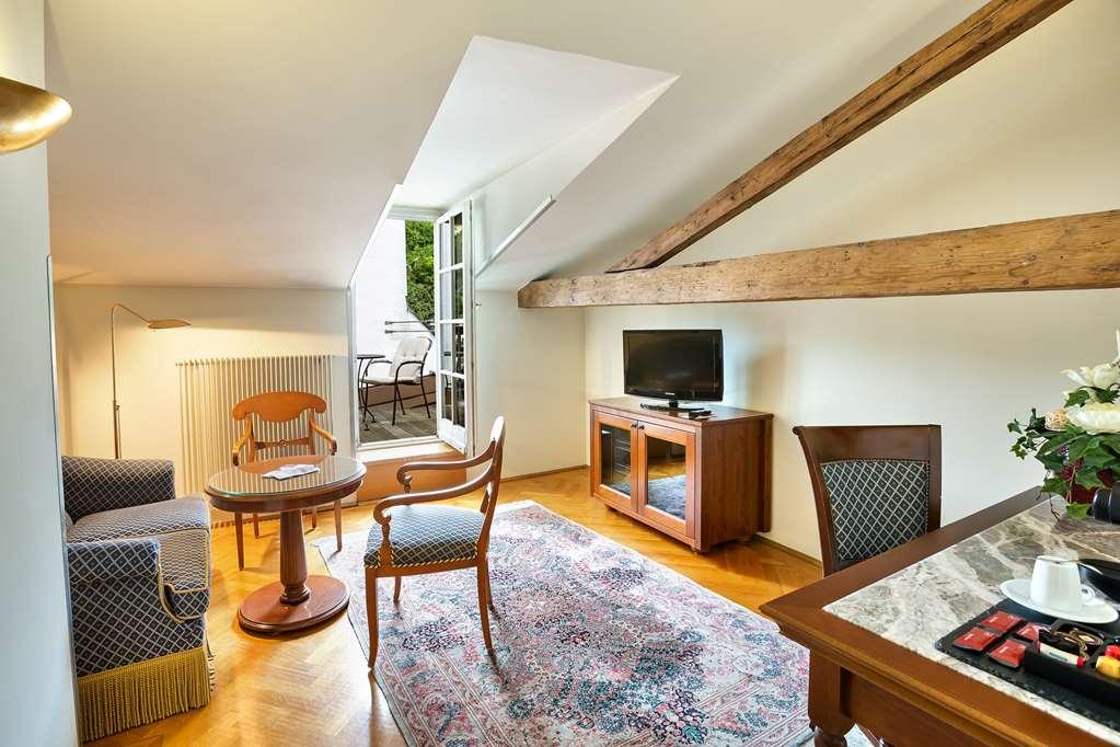 Radisson Blu Hotel Altstadt, Salzburgo Quarto foto